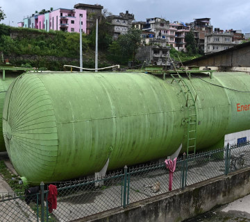 महानगरको फोहोरबाट बिजुली र मल बनाउने ‘प्लान्ट’ फोहोरमै थन्कियो